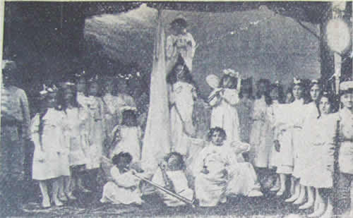 Escuela, 1907